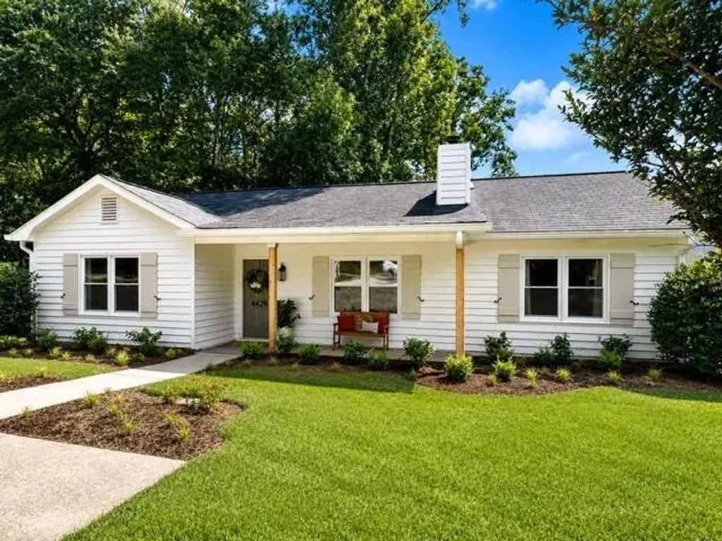 4429 Mcbrayer Road, Flowery Branch