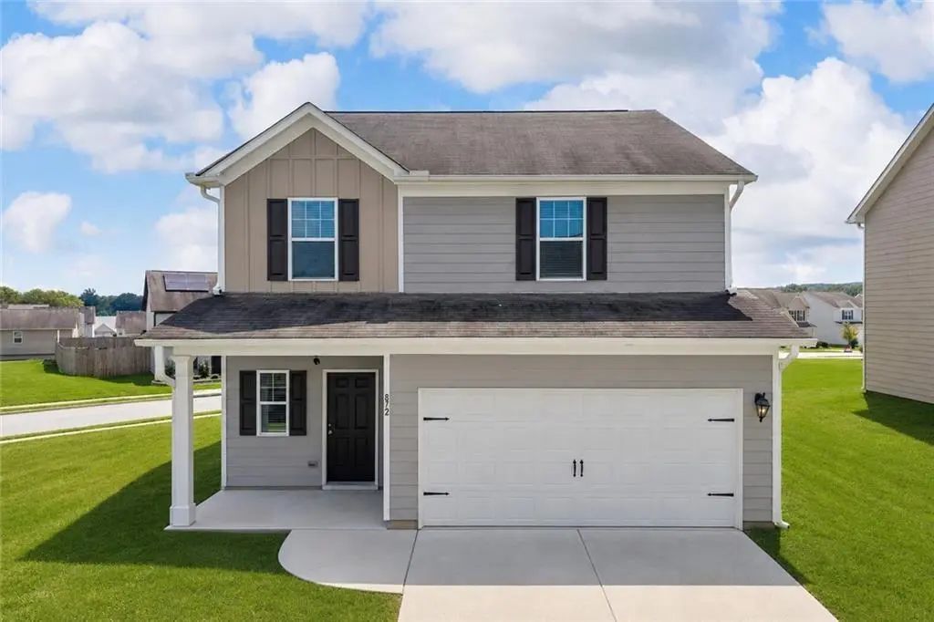 872 Walnut Creek Circle, Pendergrass