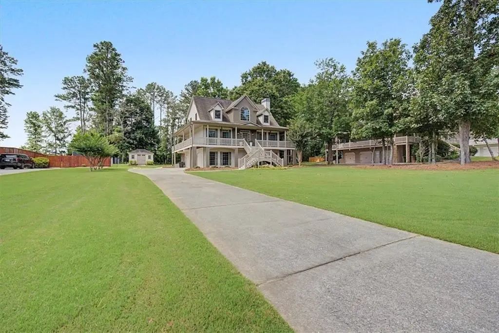 62 River Walk Parkway, Euharlee