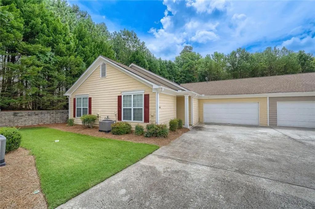 166 Camry Lane, Grayson