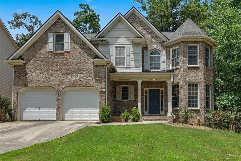 2470 Chandler Grove Dr., Buford