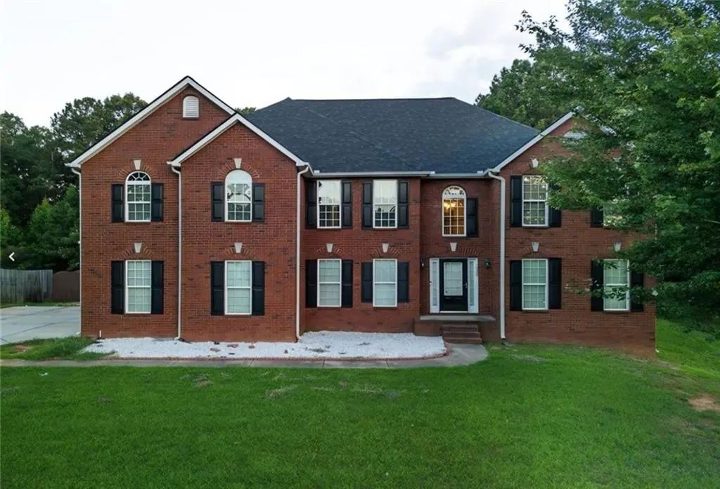 10208 Hemlock Way, Jonesboro