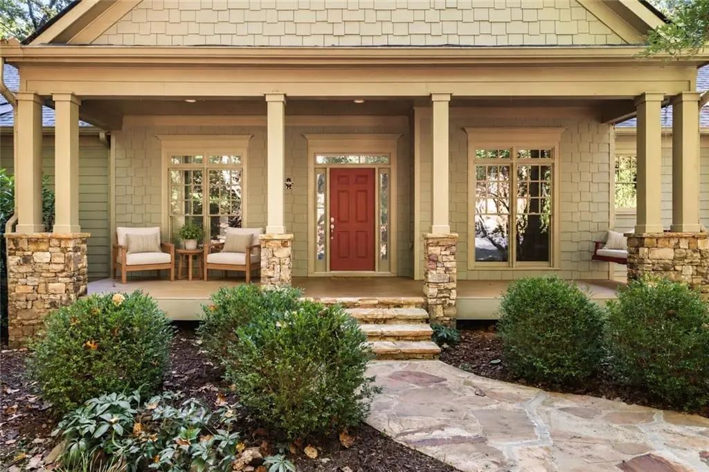 33 Kingfisher Point, Big Canoe