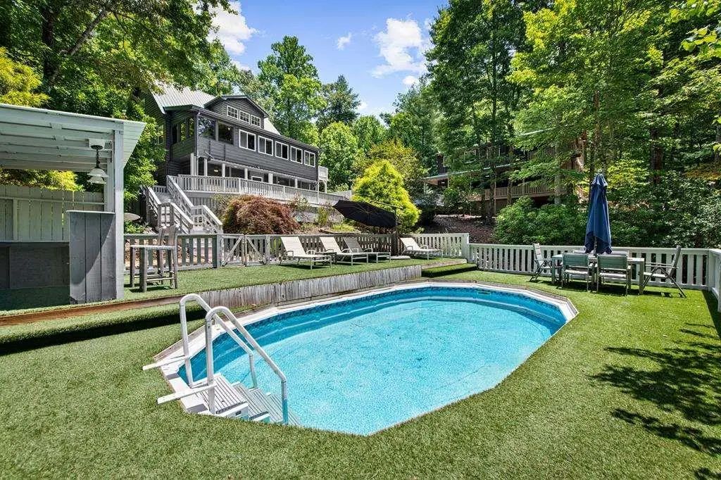 93 Misty Mountain Trail, Morganton