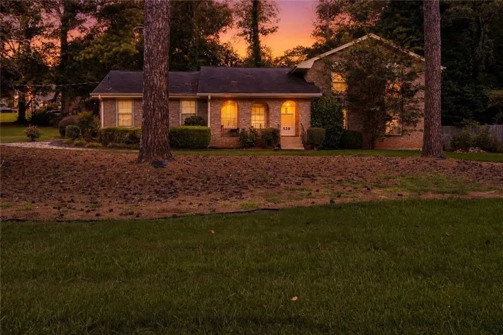 528 Old Tucker Road, Stone Mountain