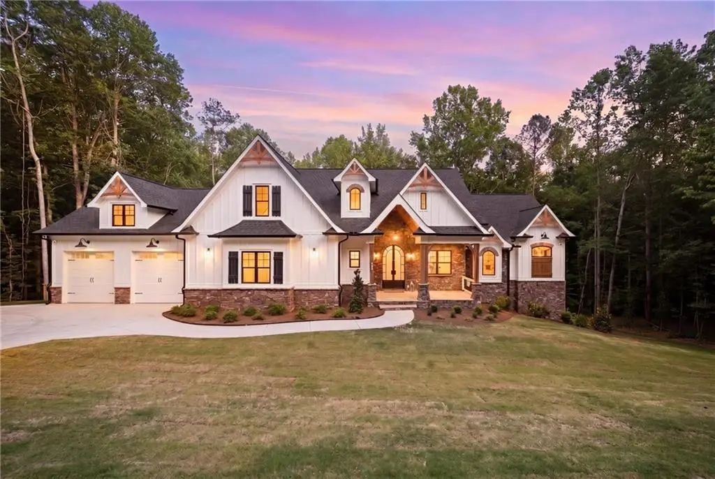 101 Attwater Circle, Dawsonville