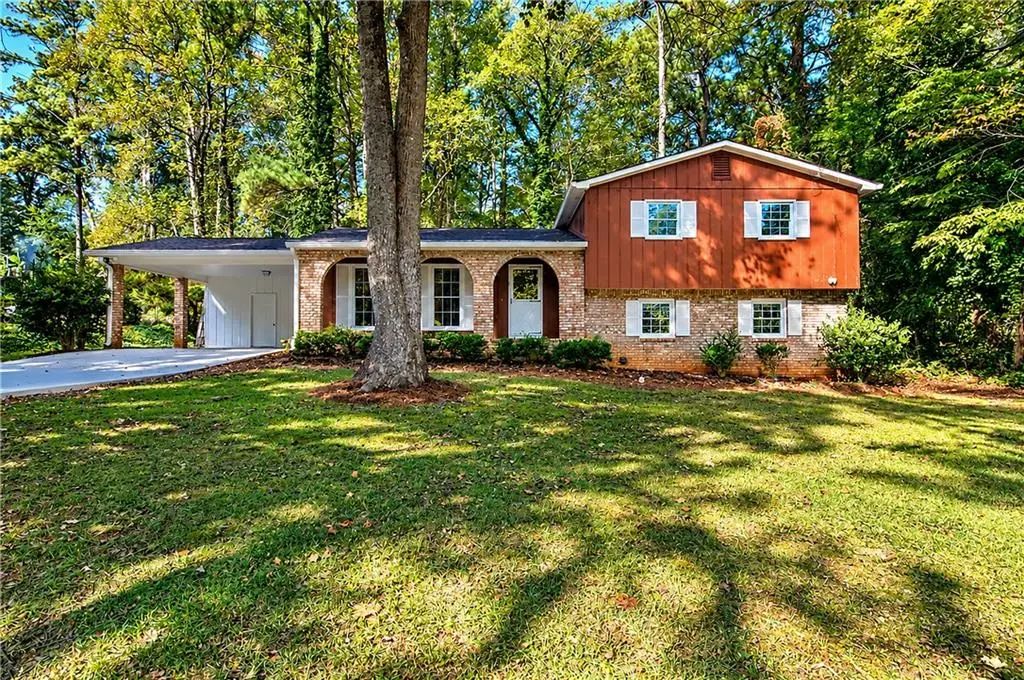 2965 Brookridge Court, Marietta