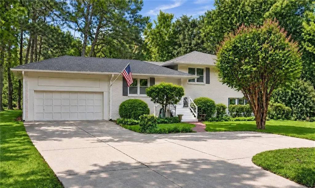 1356 Peachtree Battle Avenue, Atlanta