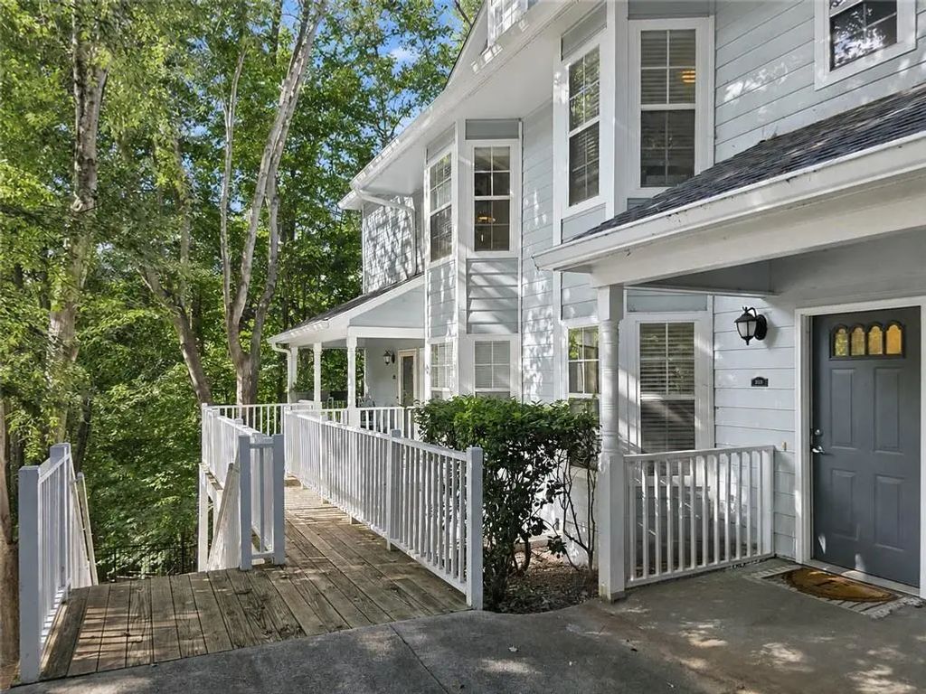 Unit 203 - 3940 Riverlook Parkway Se, Marietta