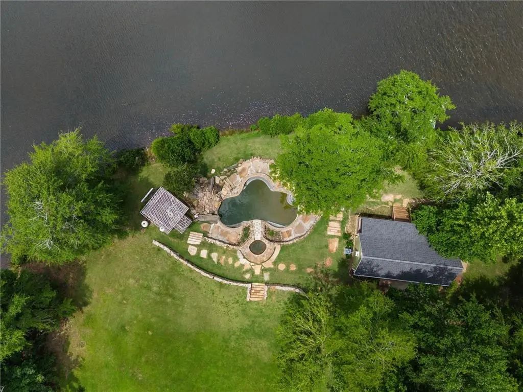 5098 Crescent Road, Dry Branch