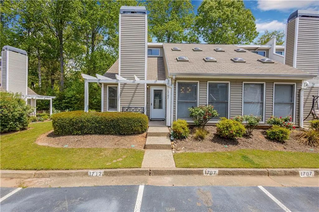 1707 Cotton Patch Lane, Alpharetta