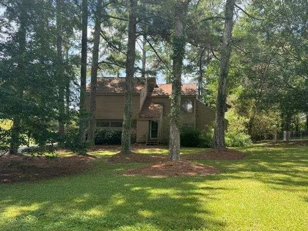 103 Sherwood Drive, Cedartown
