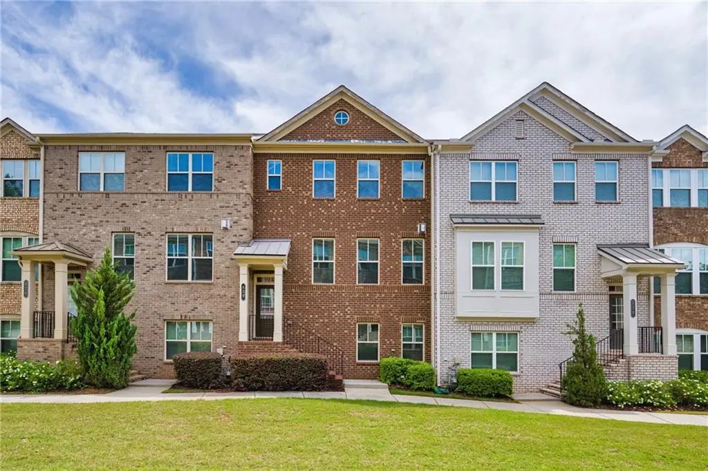 620 Sunset Park Drive, Suwanee