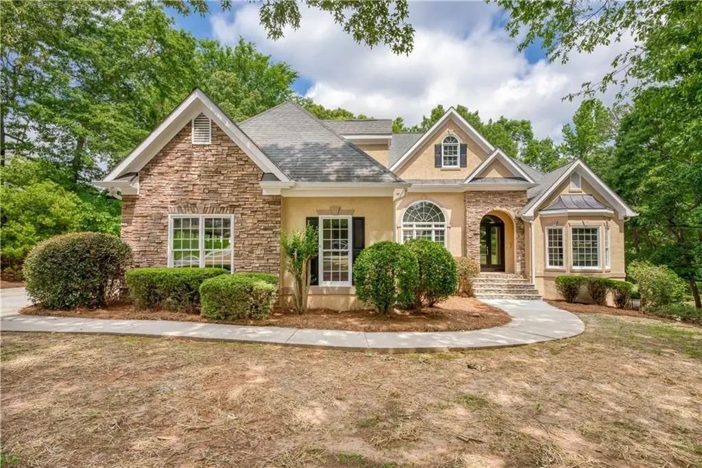 303 Broadmoor Way, Mcdonough