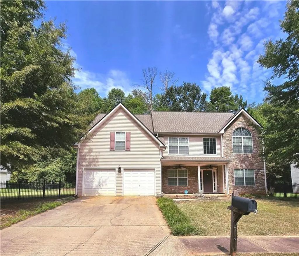 212 Hightower Trail, Riverdale