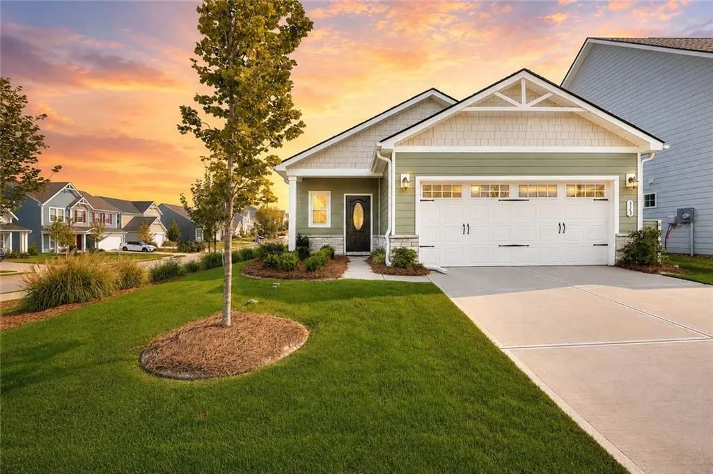 313 Moosehead Trail, Hoschton