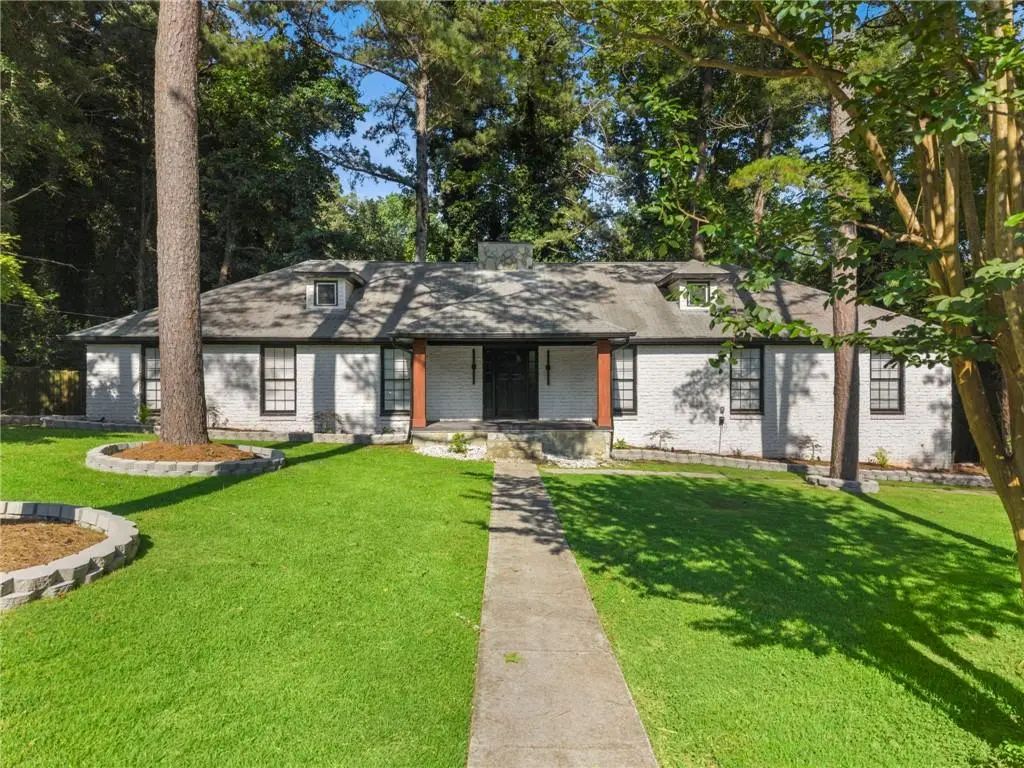 6307 Shallowford Way, Douglasville