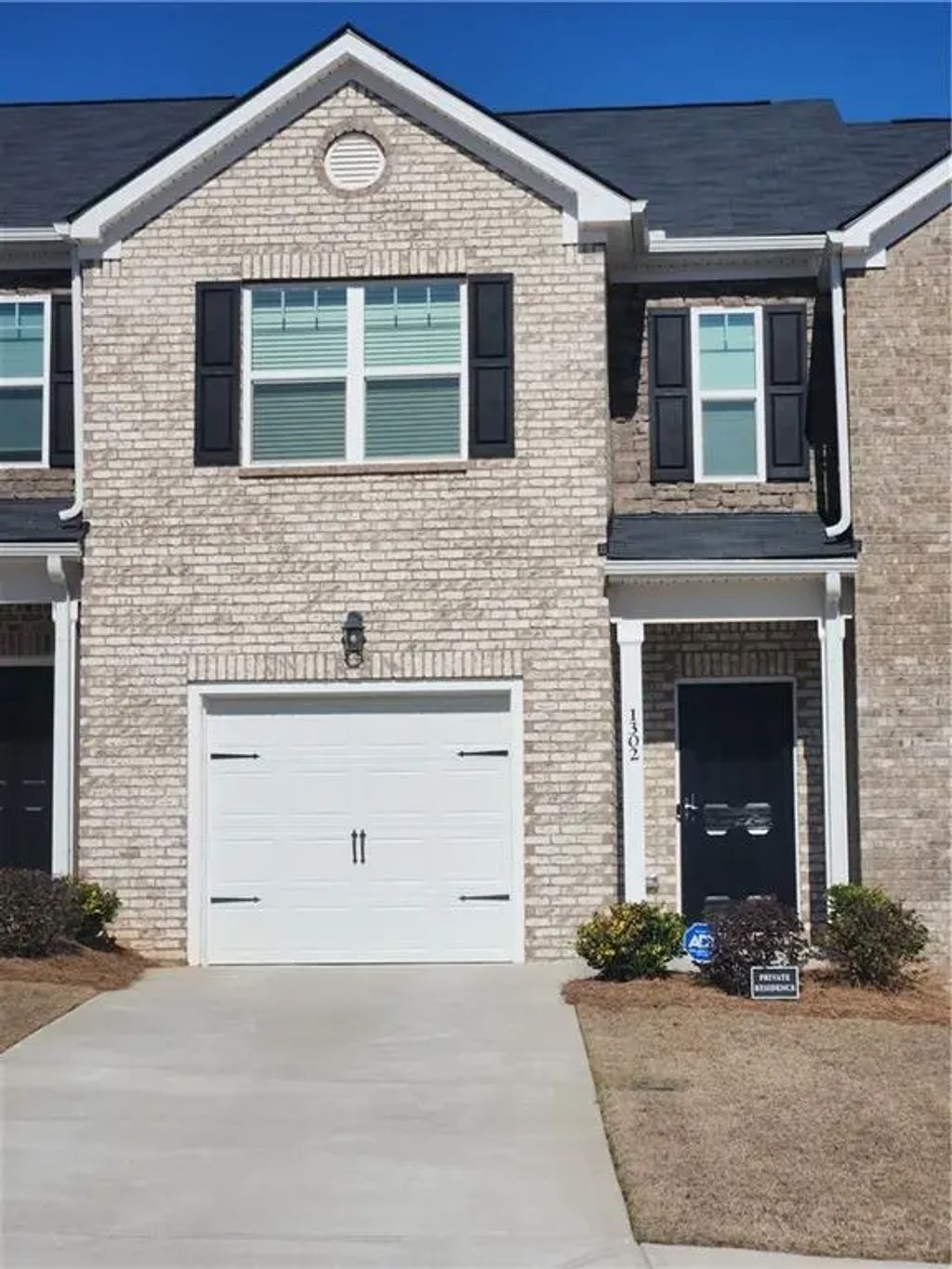 1302 Speckle Park Way, Stockbridge
