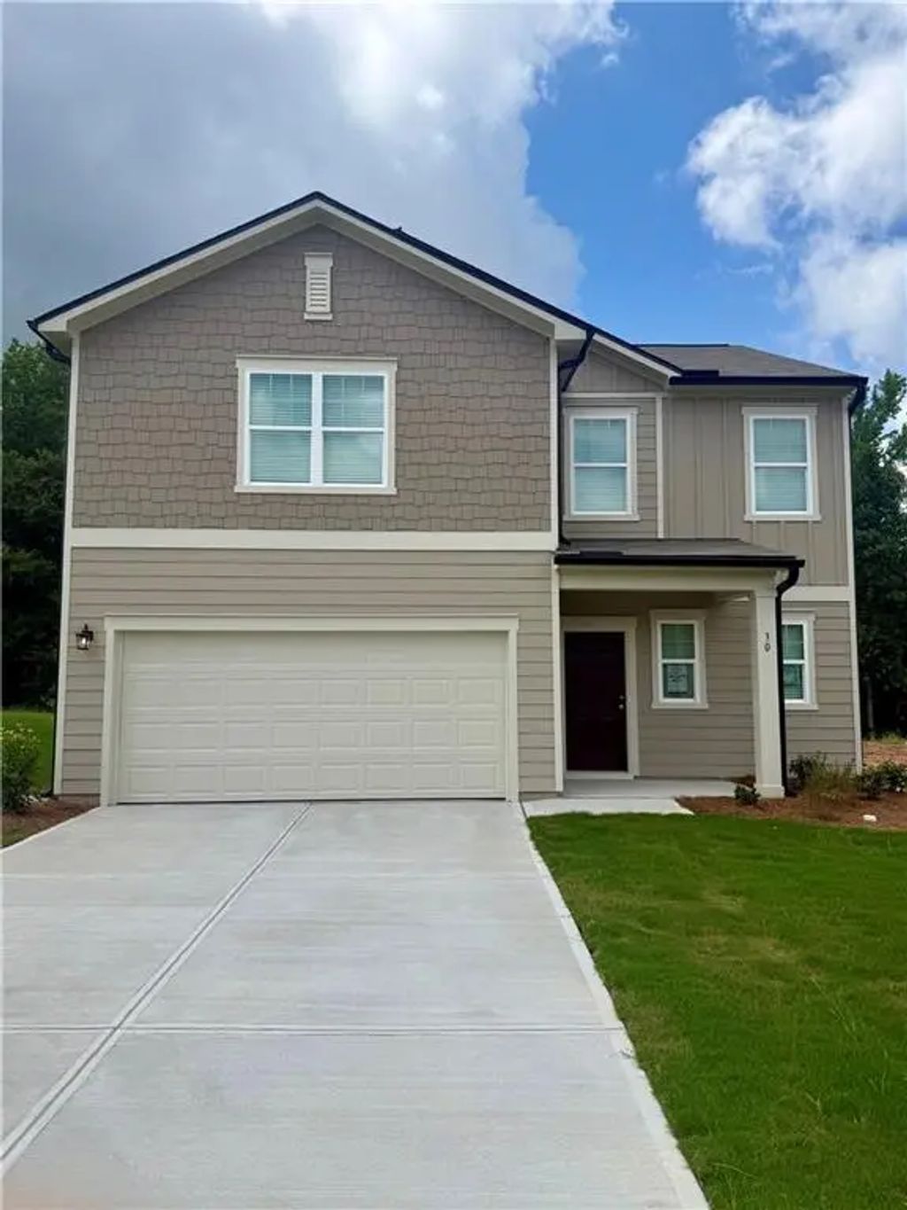 30 Crescent Boulevard, Carrollton