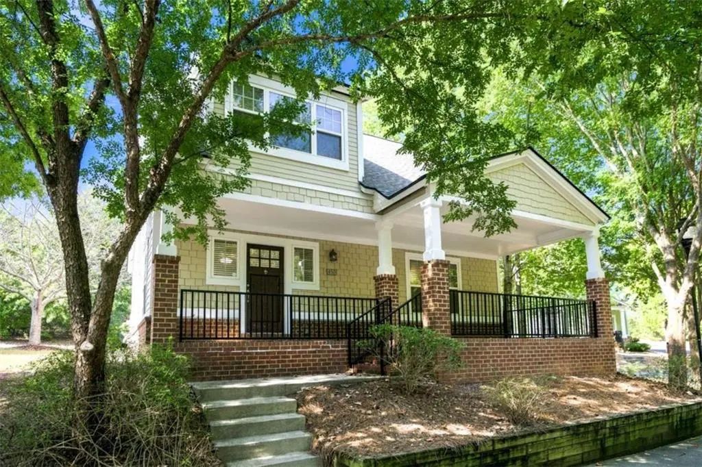 Unit 450 - 1035 Barnett Shoals Road, Athens
