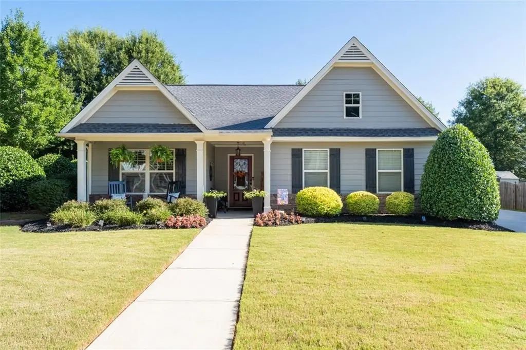 260 Creek View Lane, Acworth