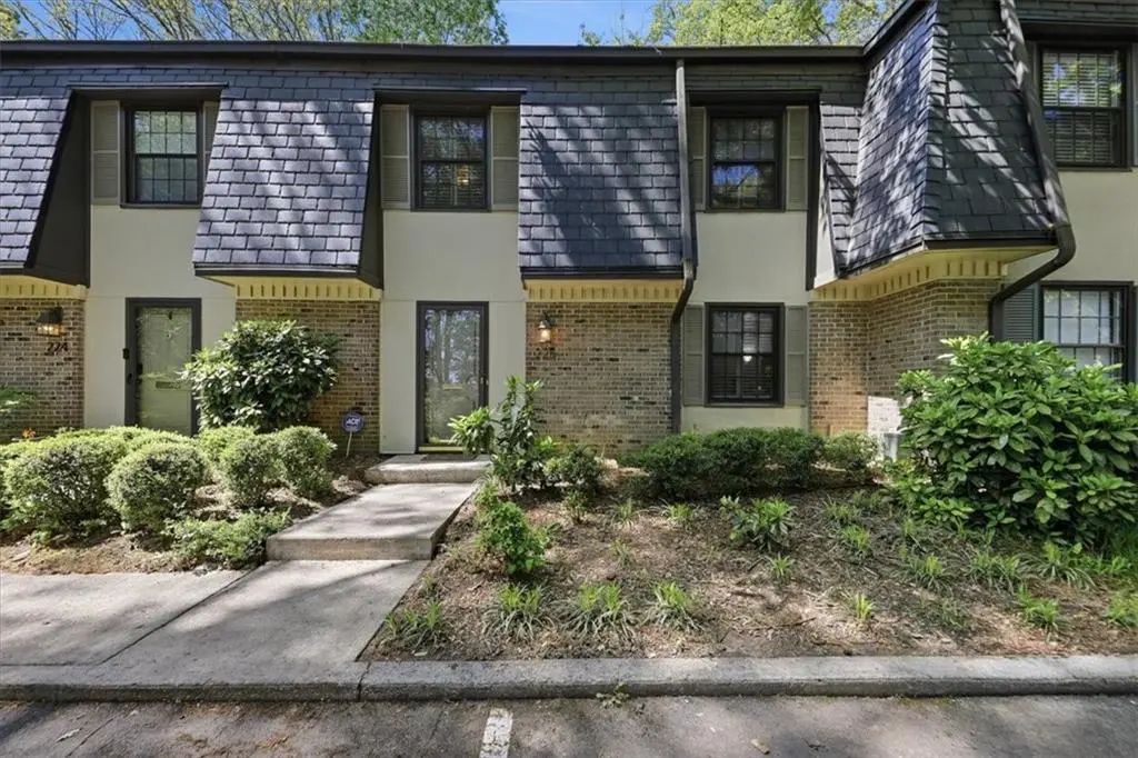 225 Triumph Drive Nw, Atlanta