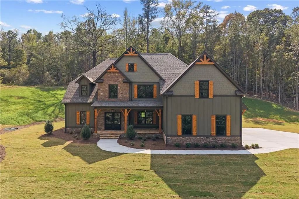 133 West Lake Boulevard, Carrollton