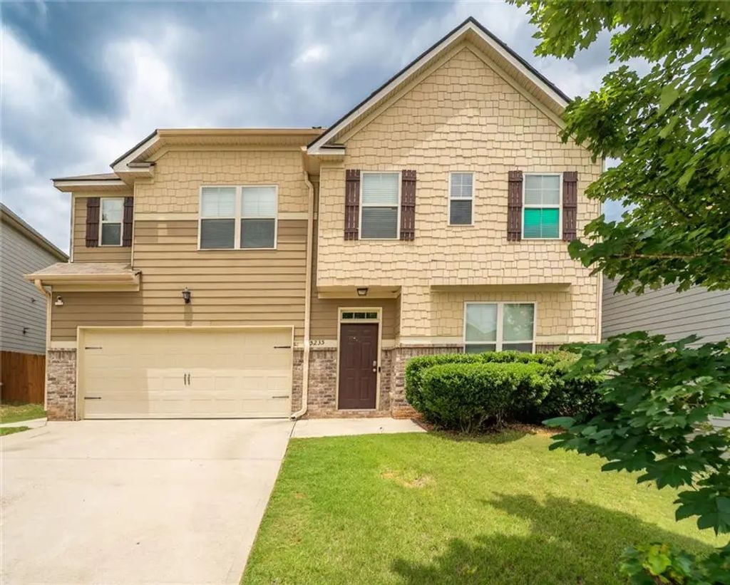 5235 Cantbury Way, Atlanta
