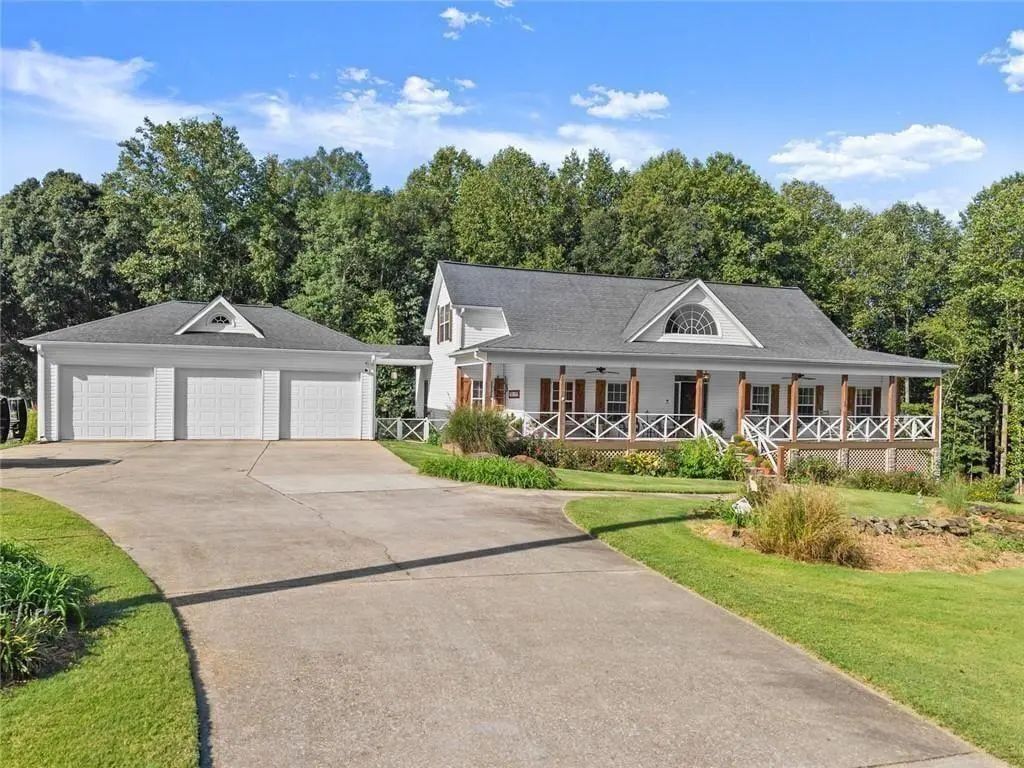 195 Sims Farm Way Way, Maysville