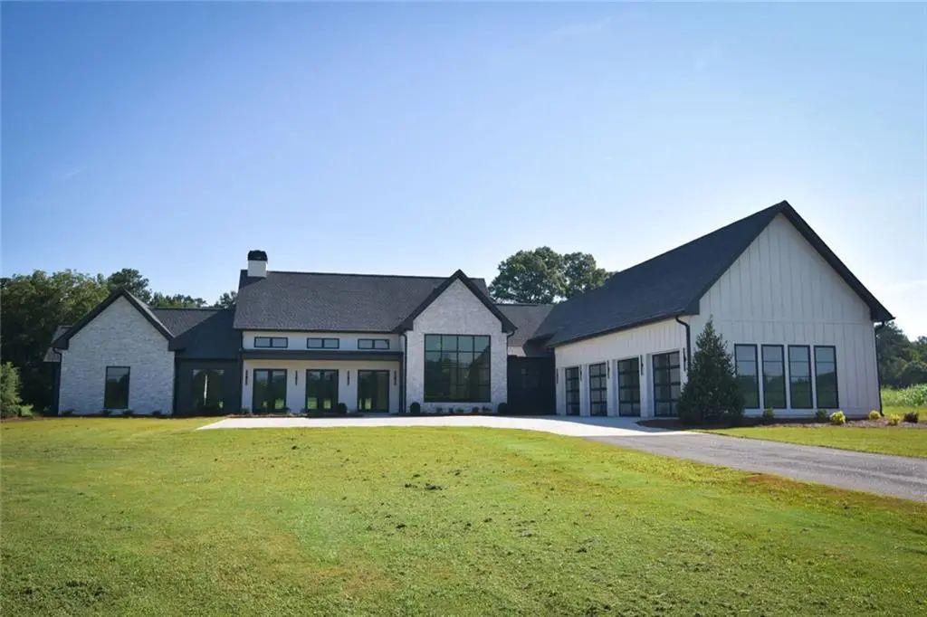 1825 Andora Court, Bishop