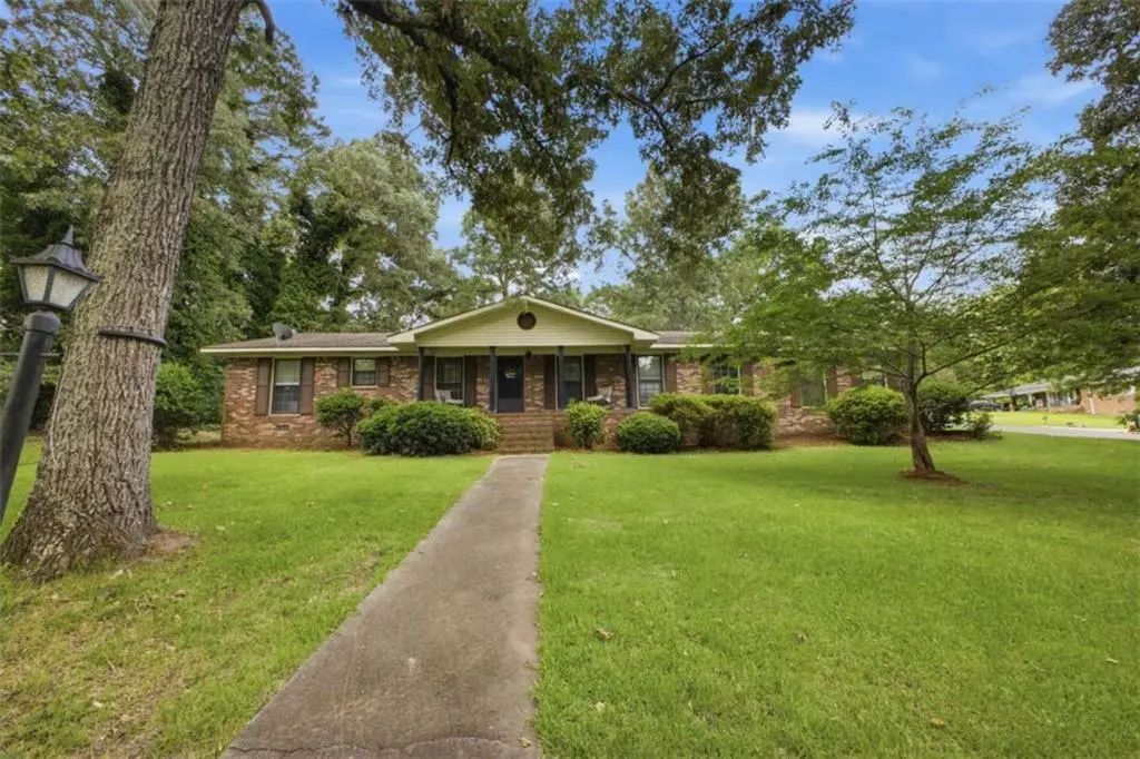 300 Ridgewood Road, Cedartown