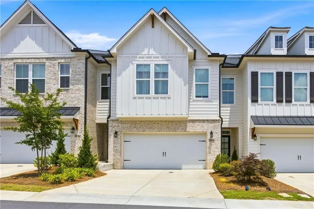 1244 Wintergreen Way, Cumming
