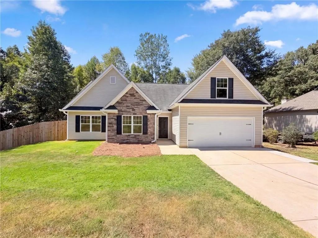249 Clearwater Drive, Monroe
