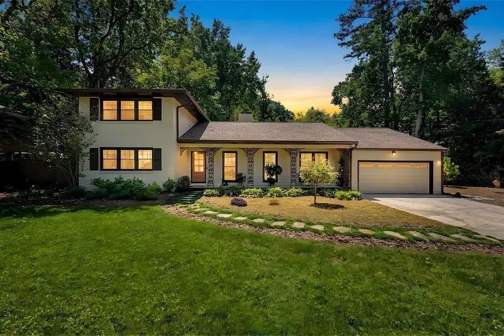 747 Starlight Court, Sandy Springs