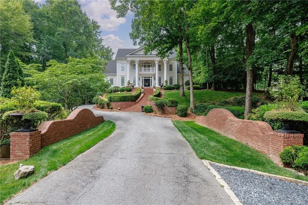510 Londonberry Road, Atlanta