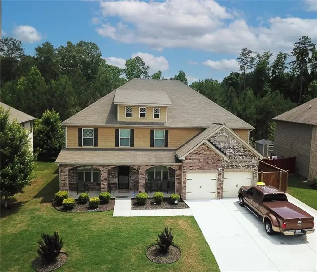 5268 Rosewood Place, Fairburn