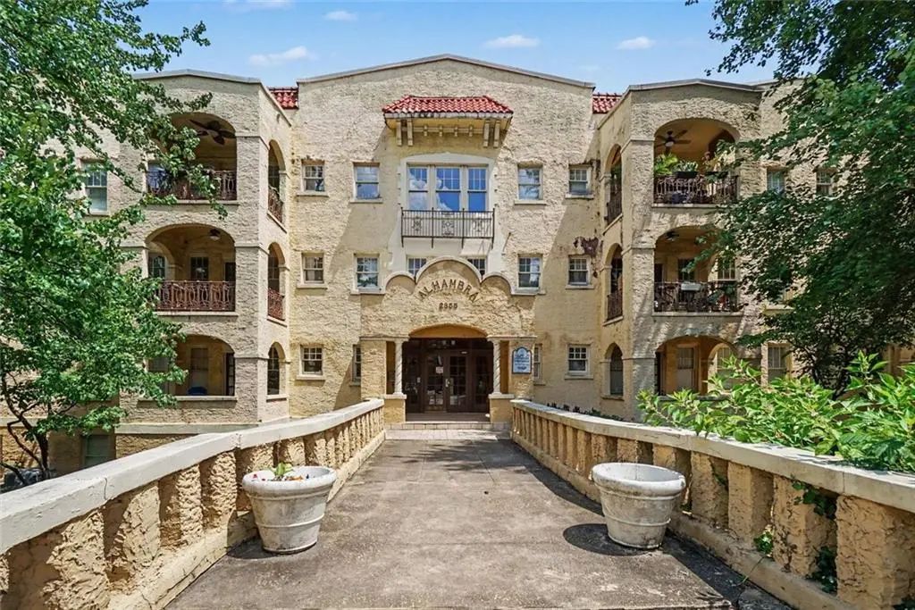 Unit 205 - 2855 Peachtree Road Ne, Atlanta
