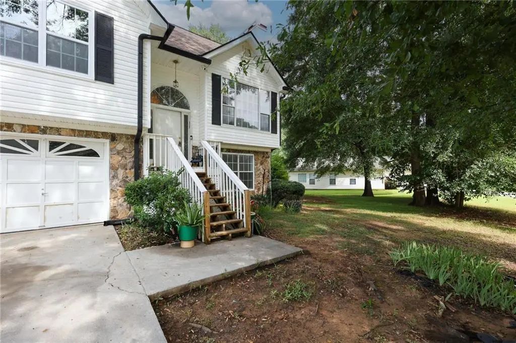 75 Woodland Ridge Circle, Covington