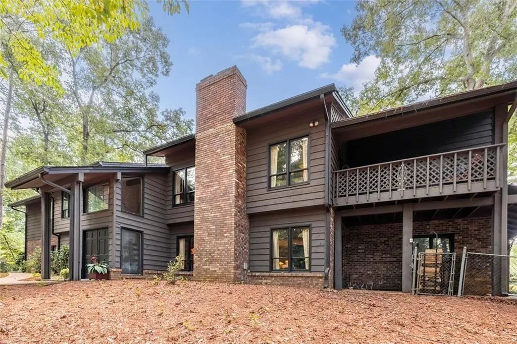 1921 Lilburn Stone Mountain Road, Smoke Rise