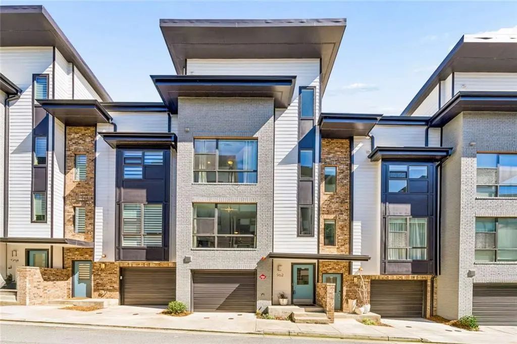962 Moda Drive, Atlanta