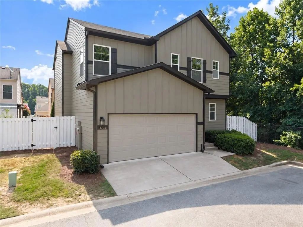 3724 Humber Ct, Cumming