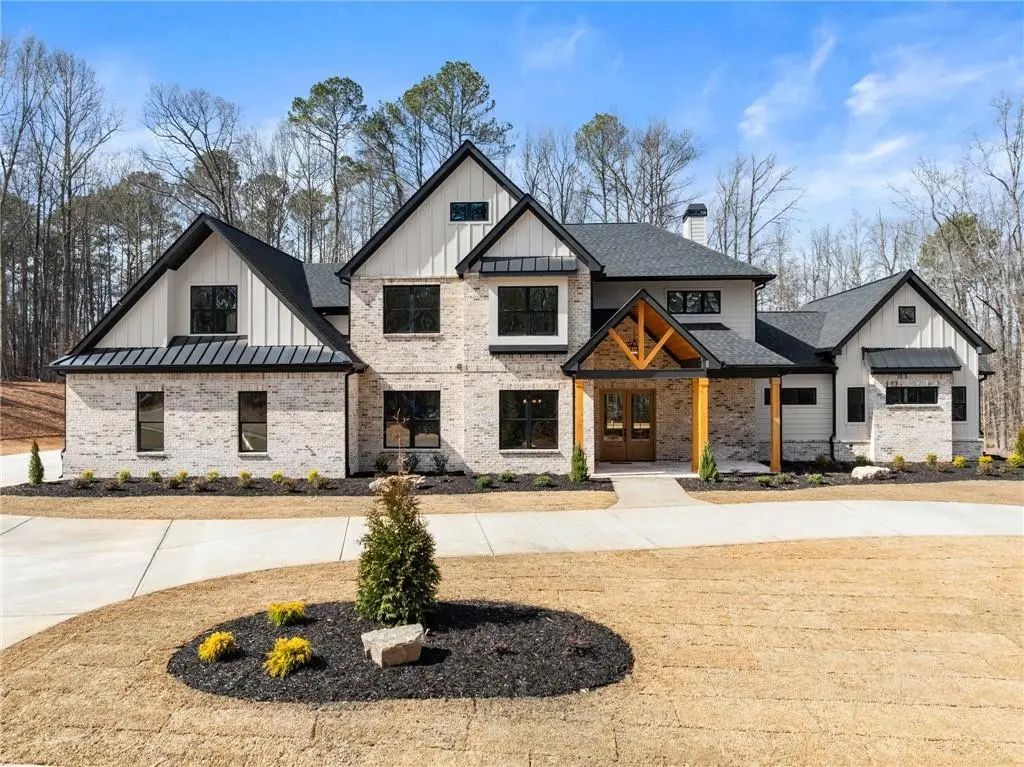 1178 Pinnacle Drive, Hoschton