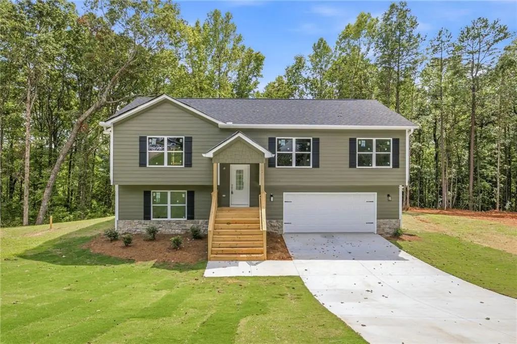 284 Stonington Drive, Mount Airy