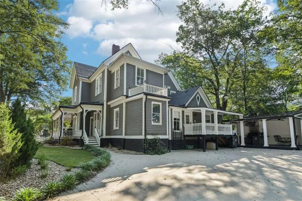 207 E Hightower Trail E, Social Circle