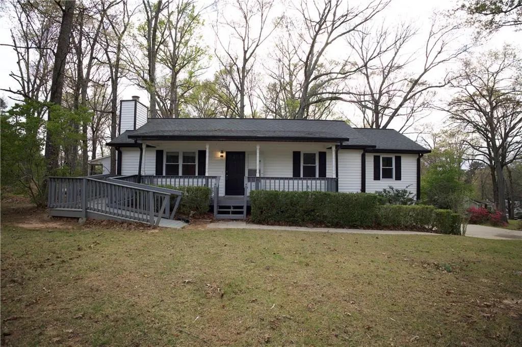 2955 Flowers Drive, Douglasville