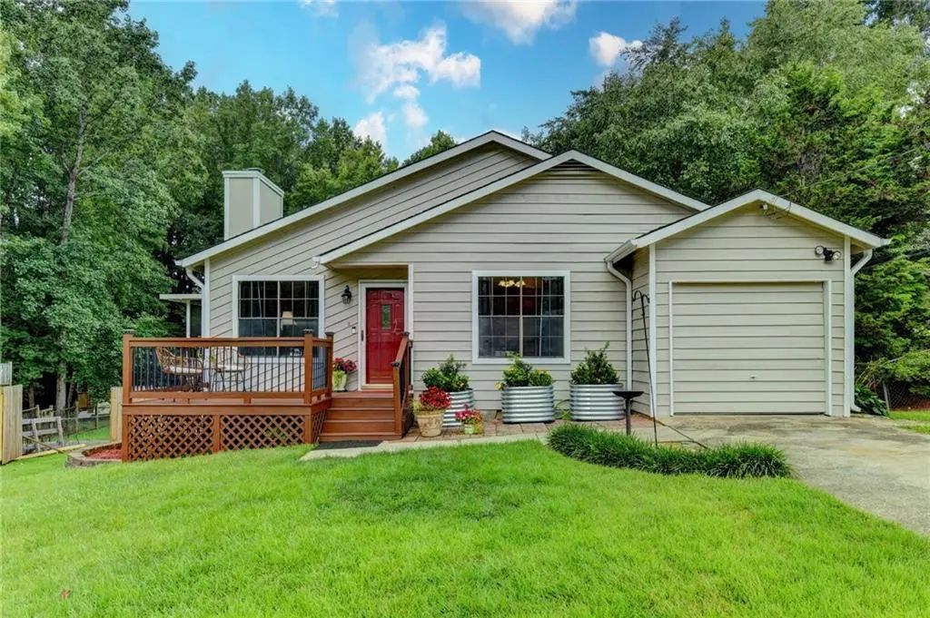 3366 Highland Pine Way, Duluth