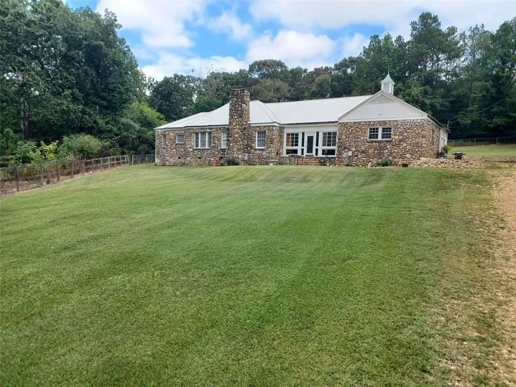 650 Kingston Highway, Kingston
