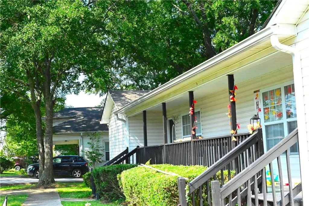6189 E Strickland Street, Douglasville