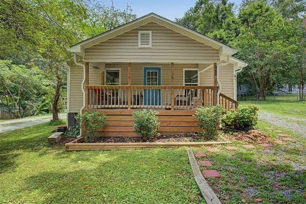 5202 Groovers Landing Road Se, Acworth