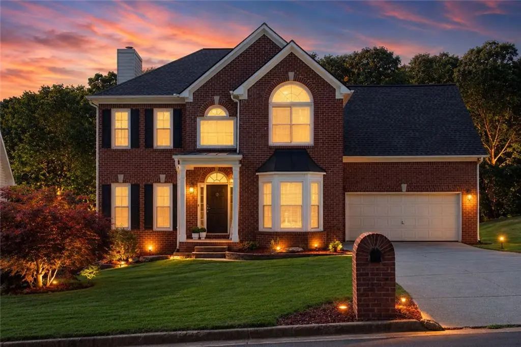 2932 Sunset View Circle, Suwanee